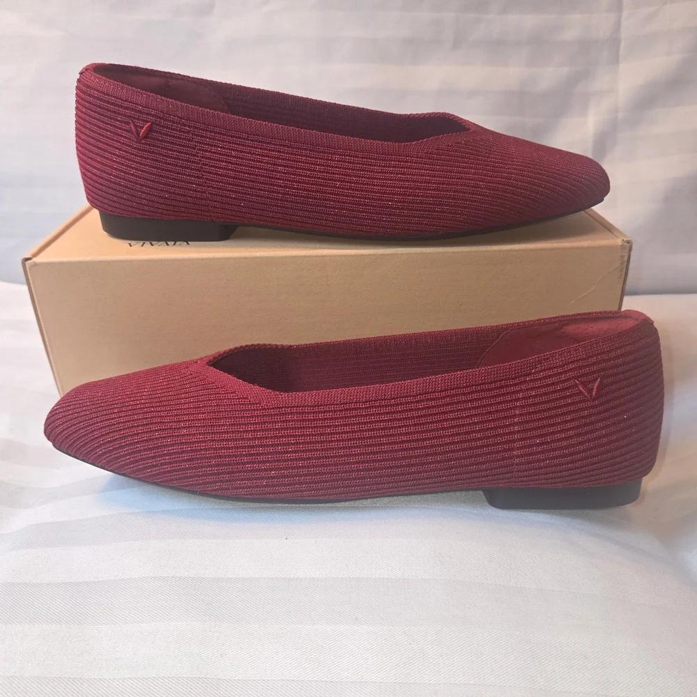 Vivaia Margot 2.0 Sparkle Burgundy Square Toe Knit Flats EU 39 Us 8